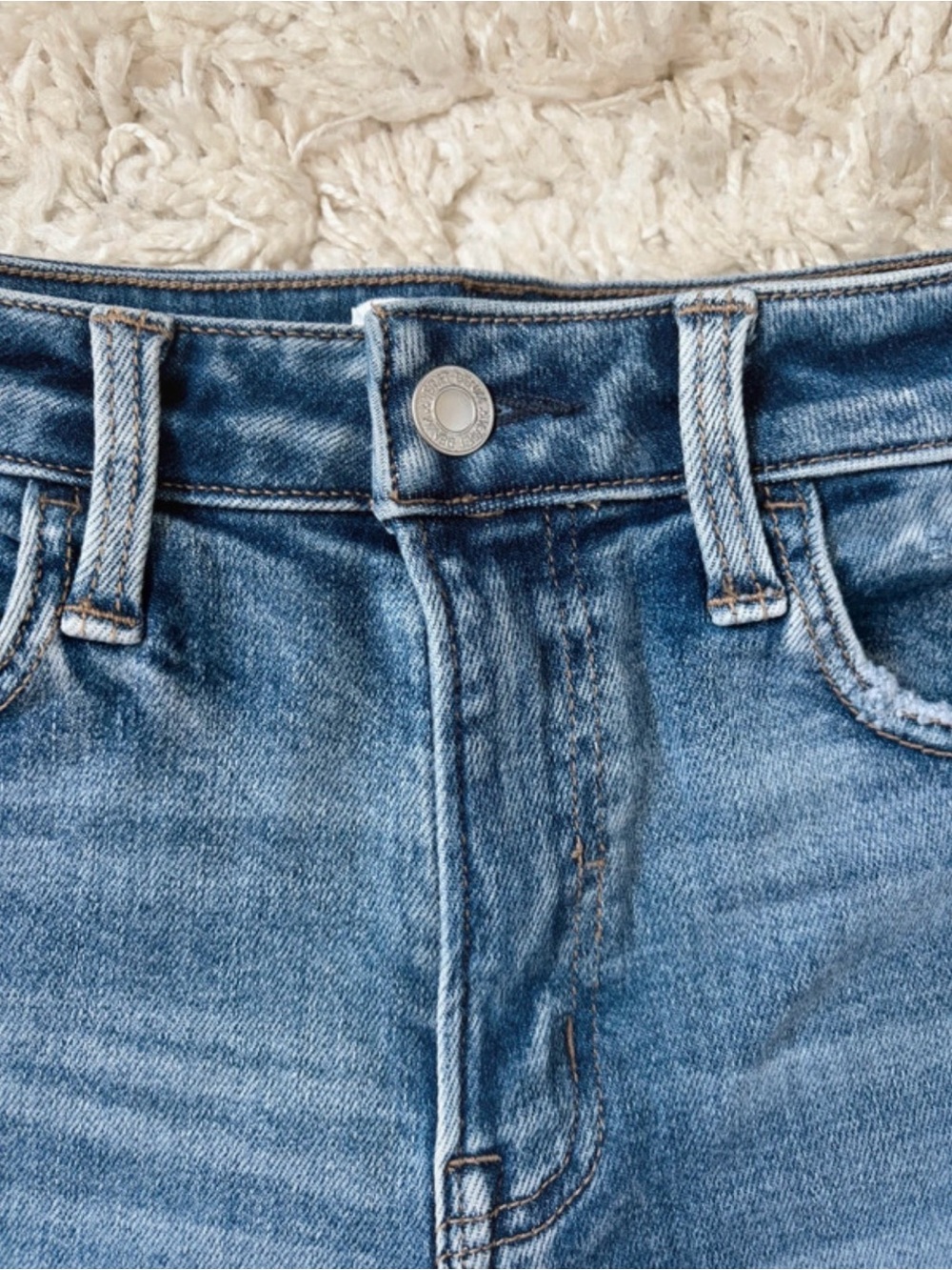 Vervet By Flying Monkey High Rise Raw Hem Denim Shorts - Picture 4 of 10